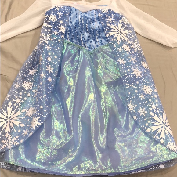 Disney Other - Disney Elsa dress with lights and music